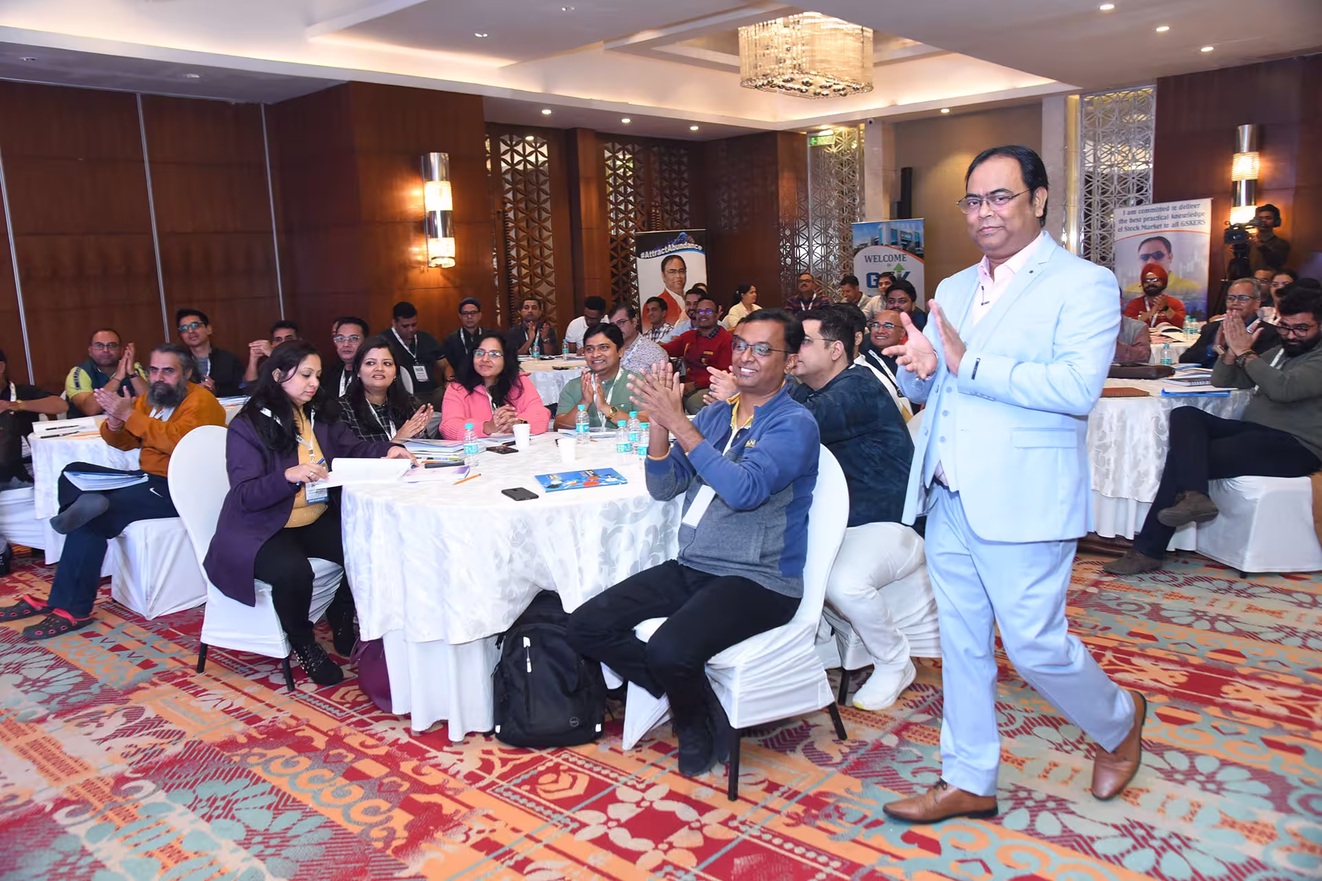 Trader Meet of (1st day of Dec-23 ) previous batch student of stock market course millionaire Trading Program-organized by Salil Chaudhary